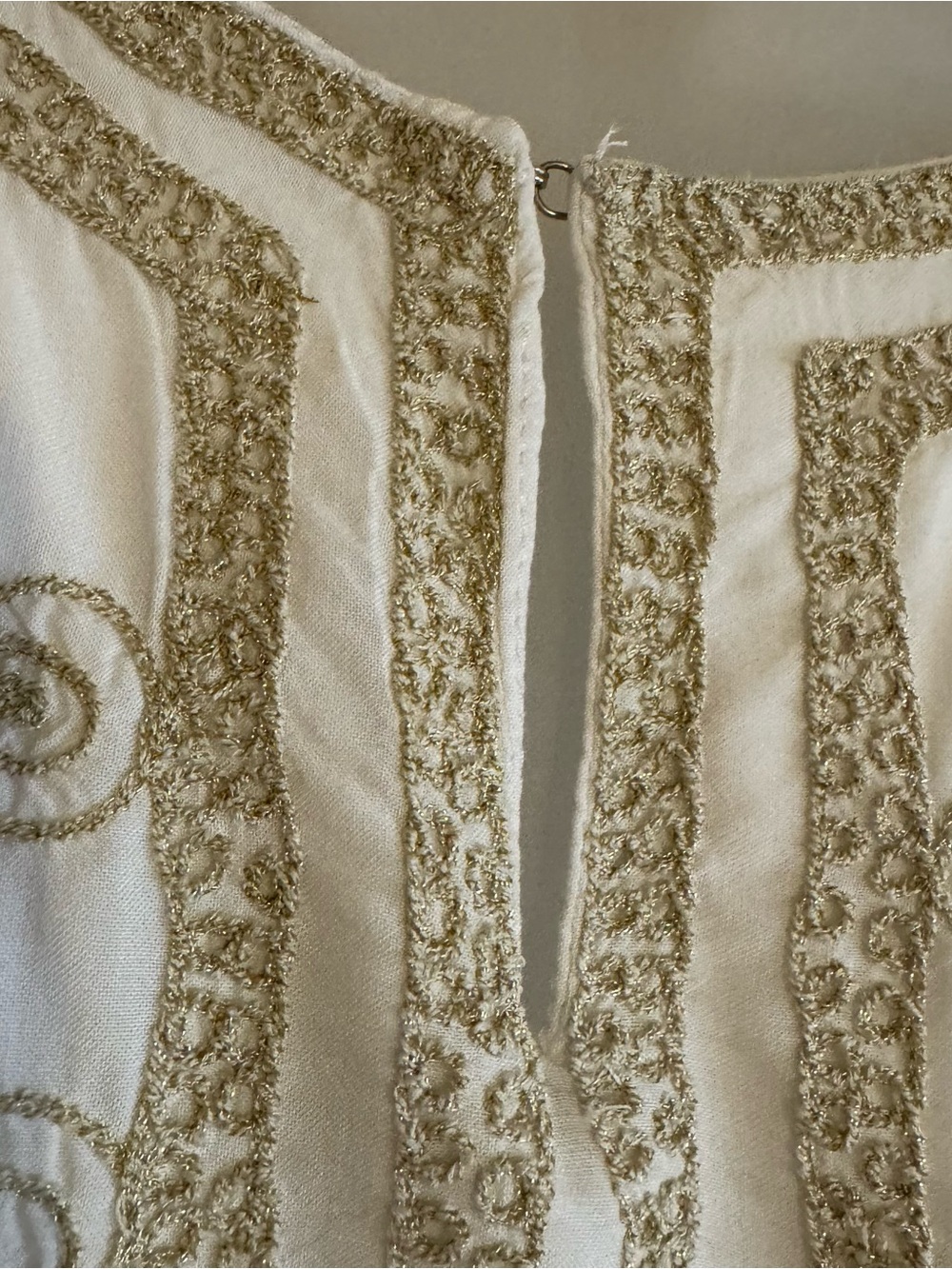 CHICO'S Cream Tunic w/Natural/Gold Embroidery 3/4 Sleeves MEDIUM #V - Picture 4 of 9